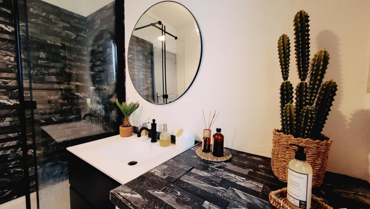 Apartmán Casa Torra Omessa Exteriér fotografie