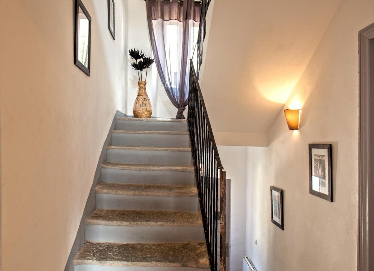 Apartmán Casa Torra Omessa Exteriér fotografie